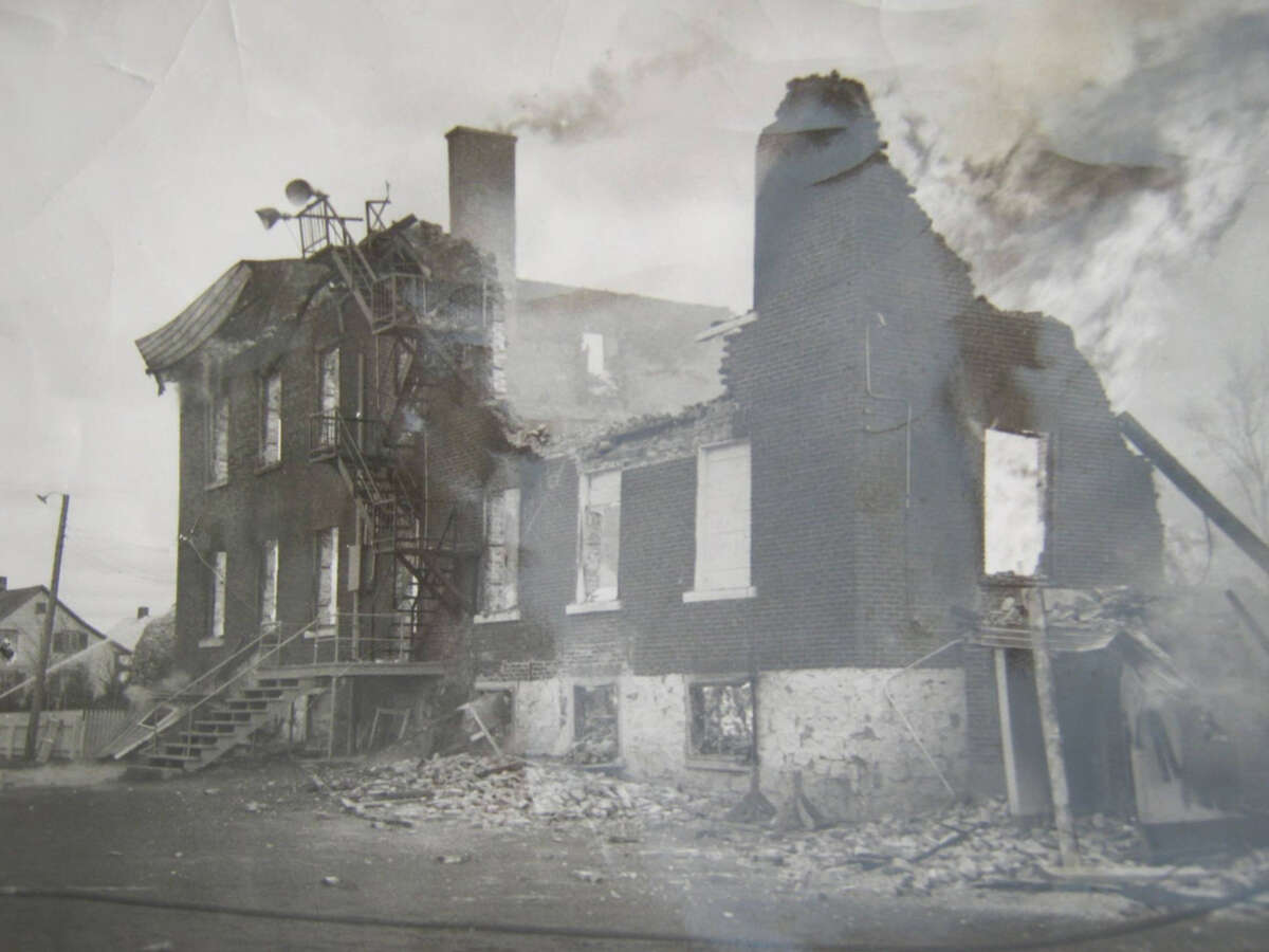 D 2018 011 FB-SG139-200-0072