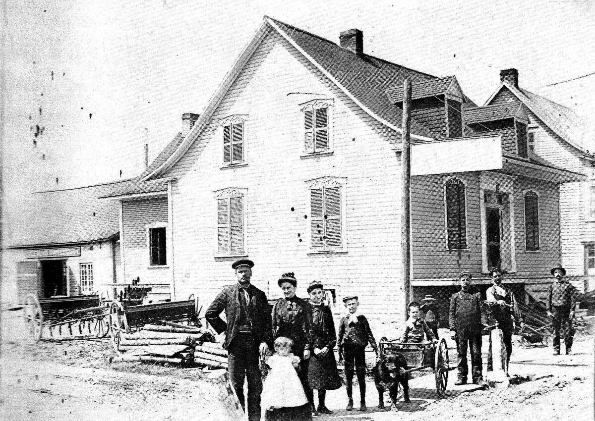 D 2022 103-G338-160-010