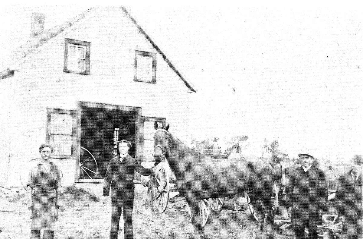 D 2022 103-G338-160-011