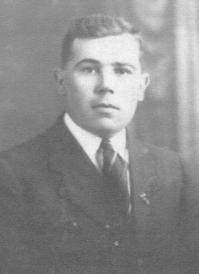 D 2022 122-P923-020-105