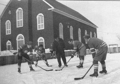 D 2022 122-P923-040-098