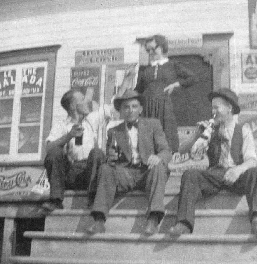 D 2022 122-P923-160-094