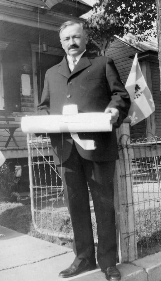 D 2022 44-SG156-020-010