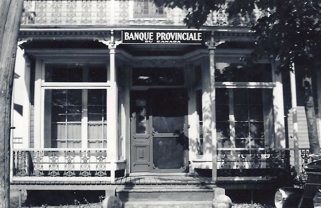 D 2022 44-SG156-160-015